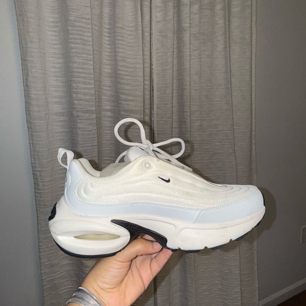 NIKE AIR MAX PORTAL